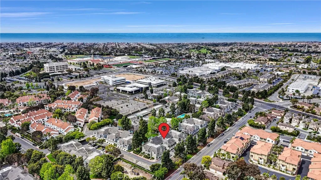 7402 Yellowtail Drive 204, Huntington Beach, California 92648 home-pic-33